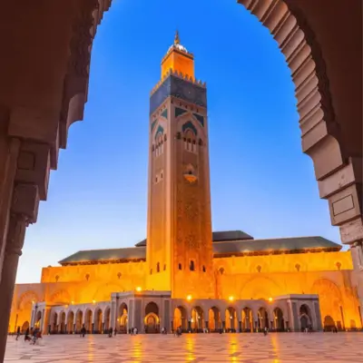 Fas turu, Casablanca Hassan II Camii akşam aydınlatması