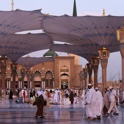 Mısır turu, Al-Azhar Camii avlusu ve minareleri